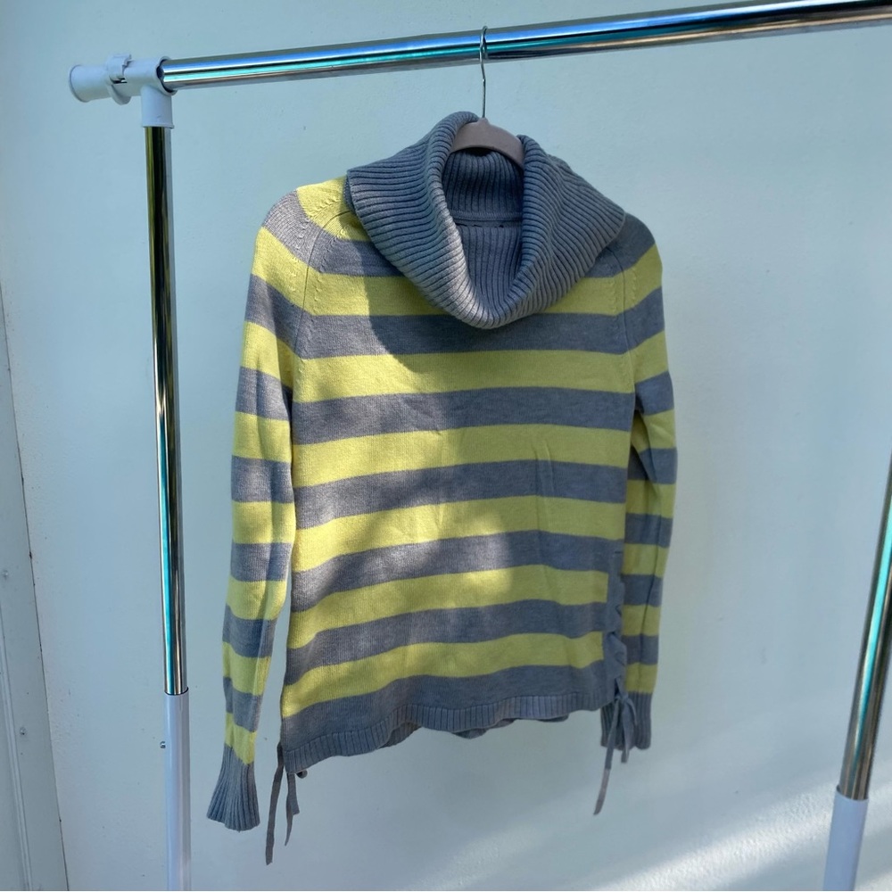 Y2K Yellow & Grey Striped Cowl Neck Sweater Size Small - Picture 2 of 6